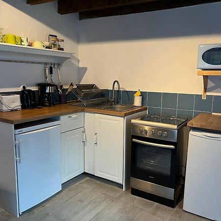 NOISETTE : maison indépendante pour 2, tout inclus Teilhet  Esterno foto