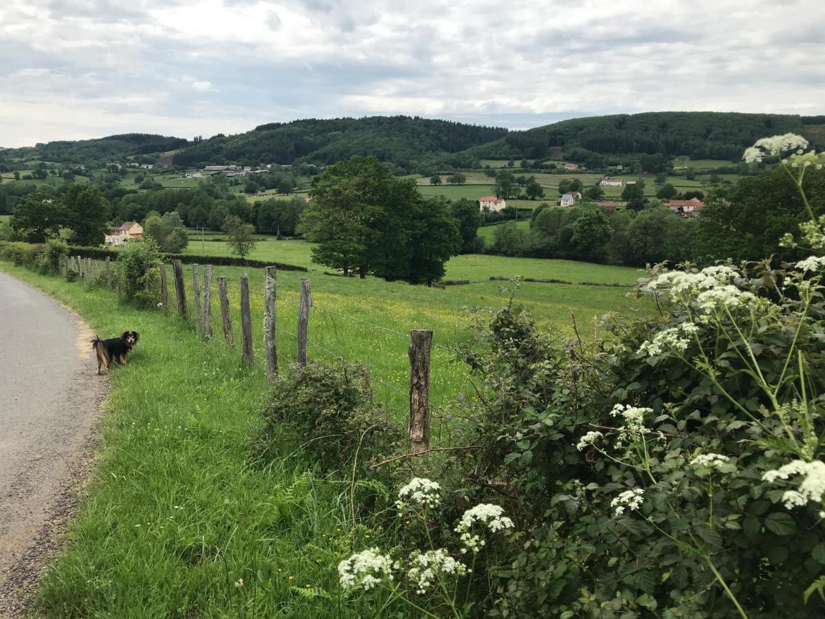 NOISETTE : maison indépendante pour 2, tout inclus Teilhet  Esterno foto
